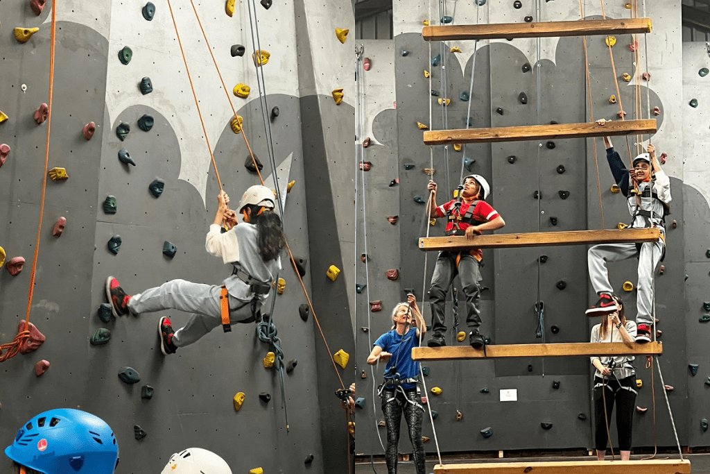 children-climbing