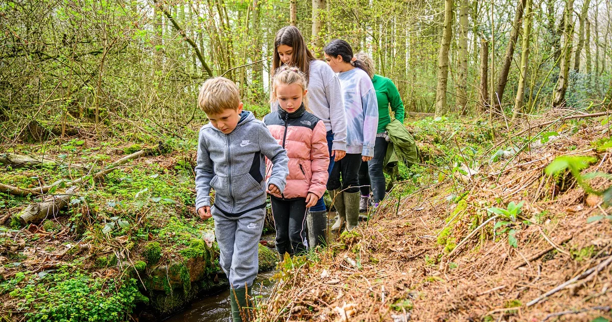 Leeds-Childrens-Charity-at-Lineham-Farm-Explorers.